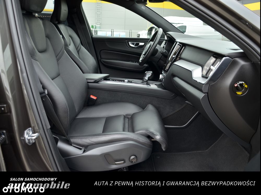 Volvo XC 60 D4 Inscription - 17