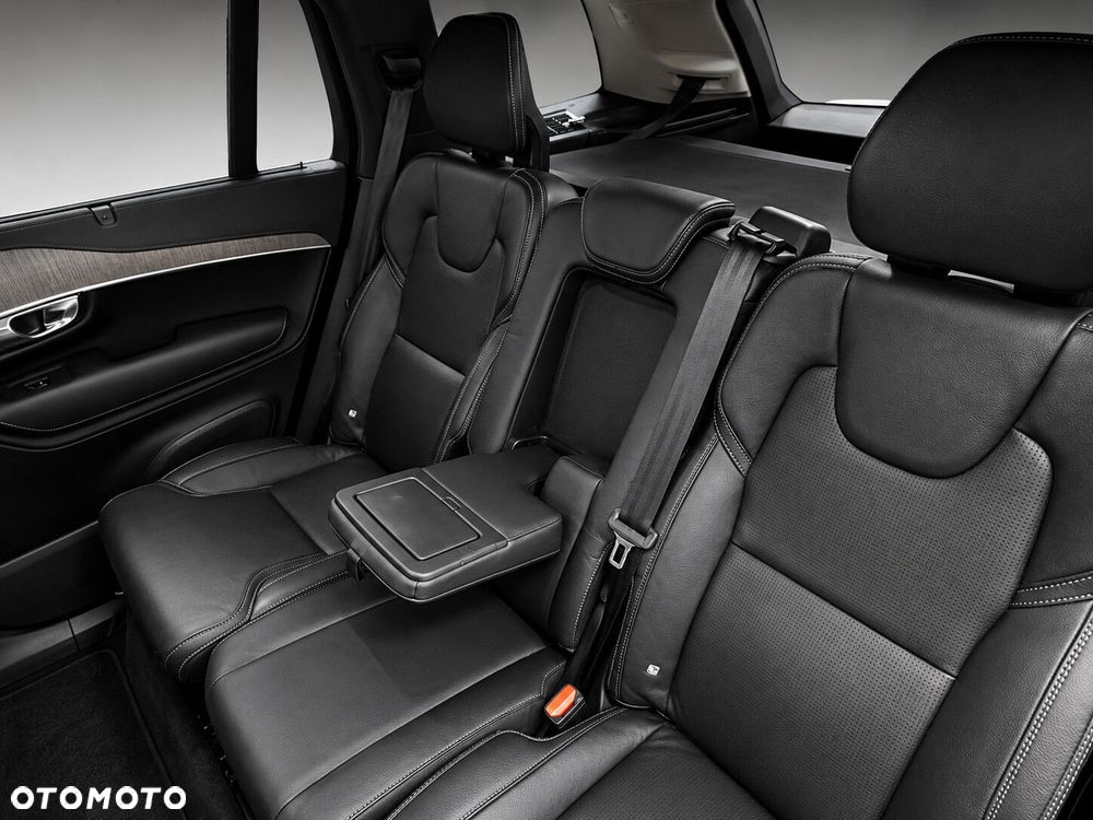 Volvo XC 90 - 17
