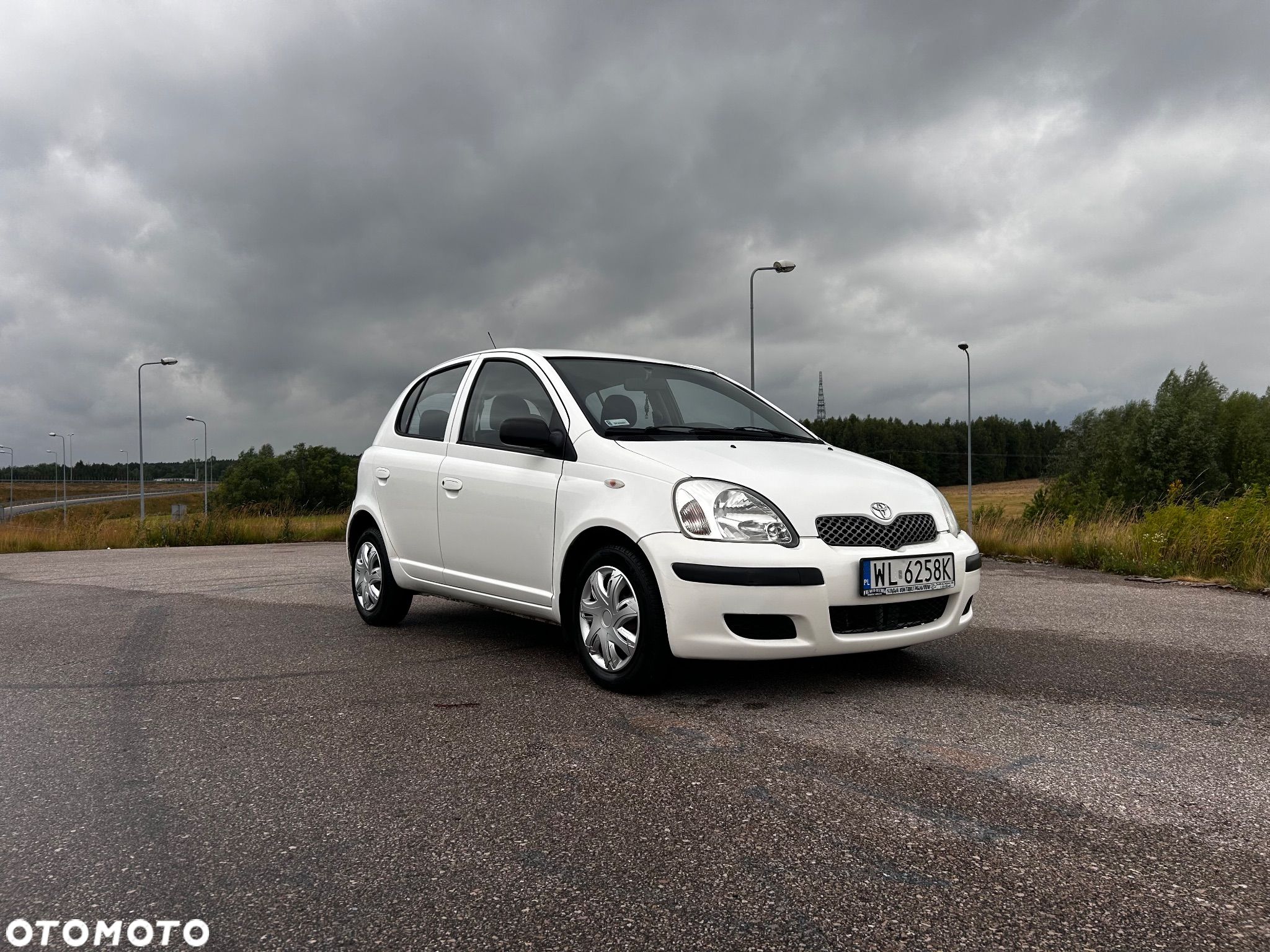 Toyota Yaris - 1