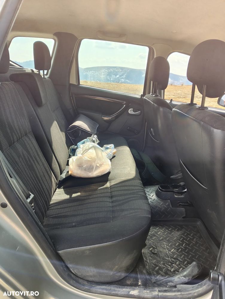 Dacia Duster 1.5 dCi 4x4 Ambiance - 17