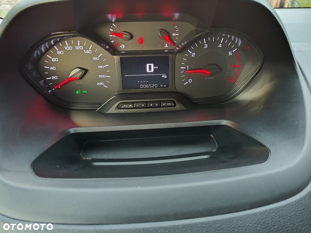 Peugeot Partner - 9