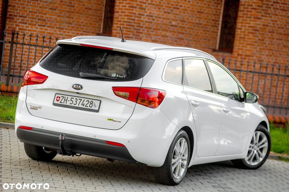 Kia Ceed 1.6 GDI Business Line - 13
