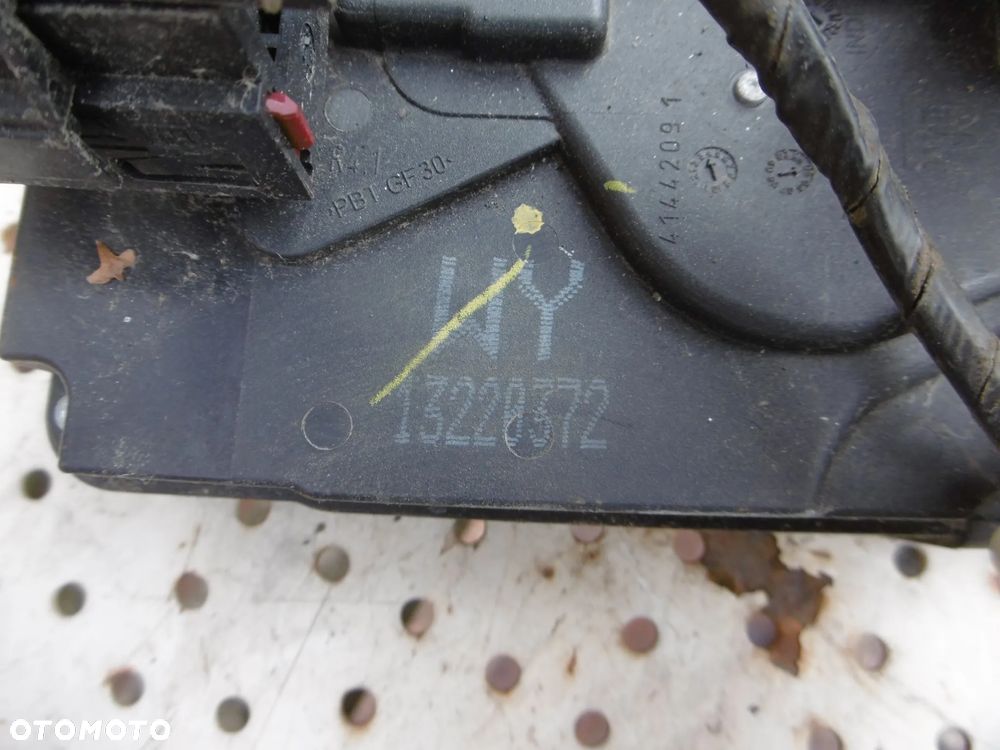 ZAMEK DRZWI ASTRA H - 2