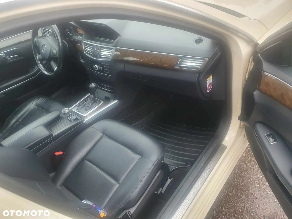 Mercedes-Benz Klasa E 200 BlueTEC 7G-TRONIC Classic - 7