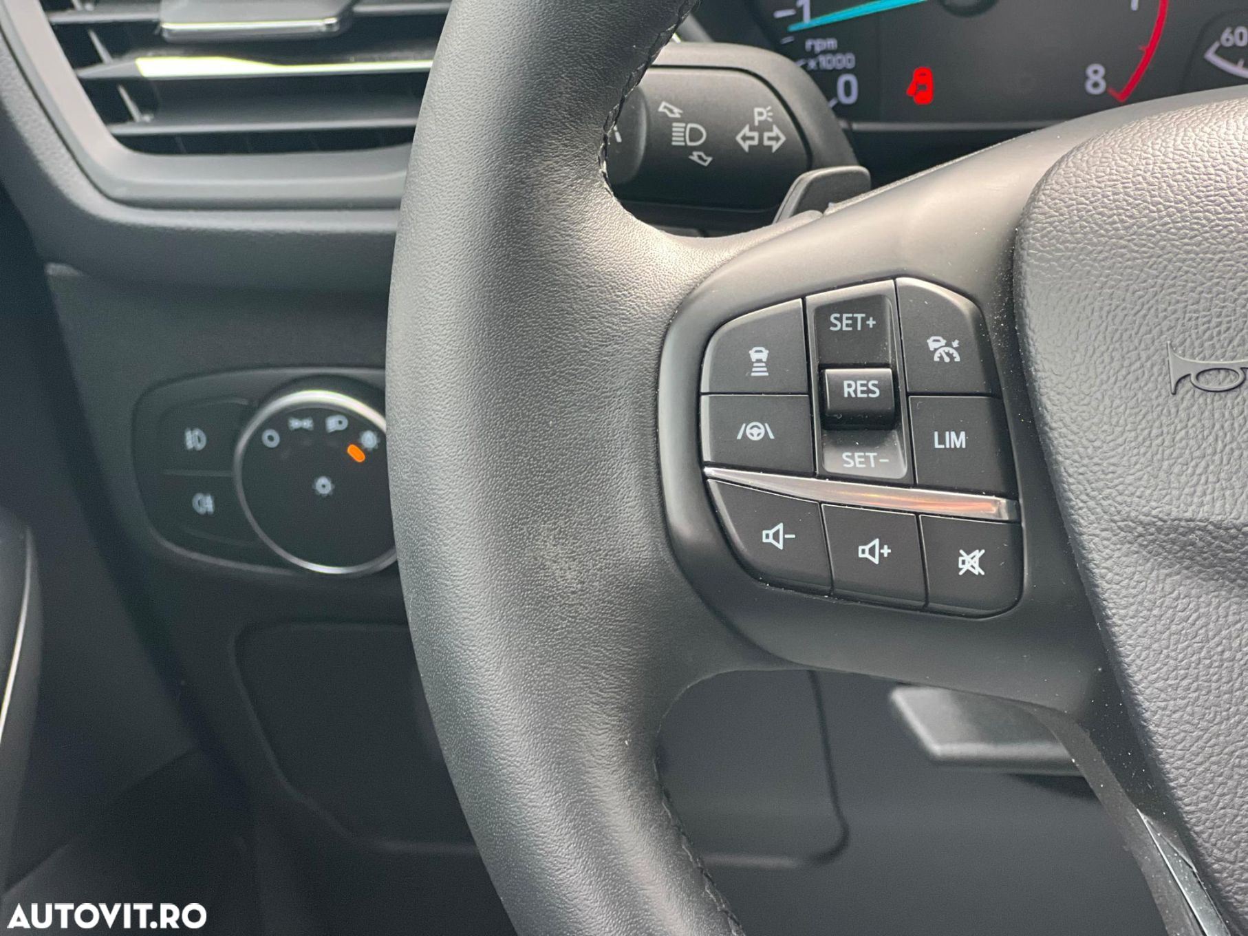 Ford Focus - 13