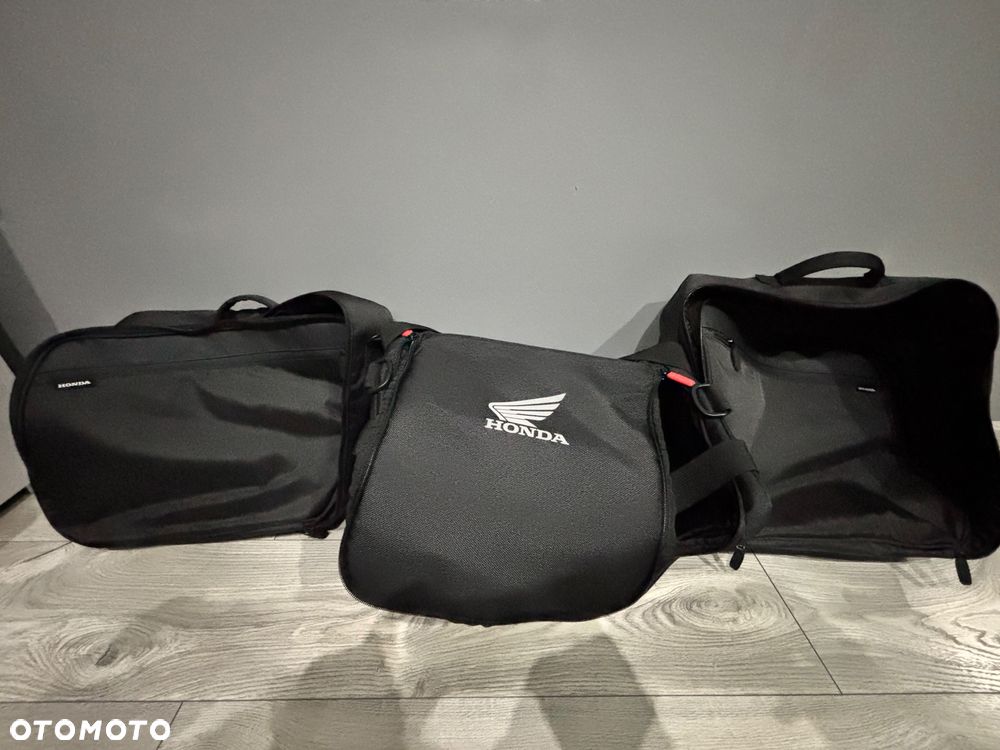 Honda NT - 15