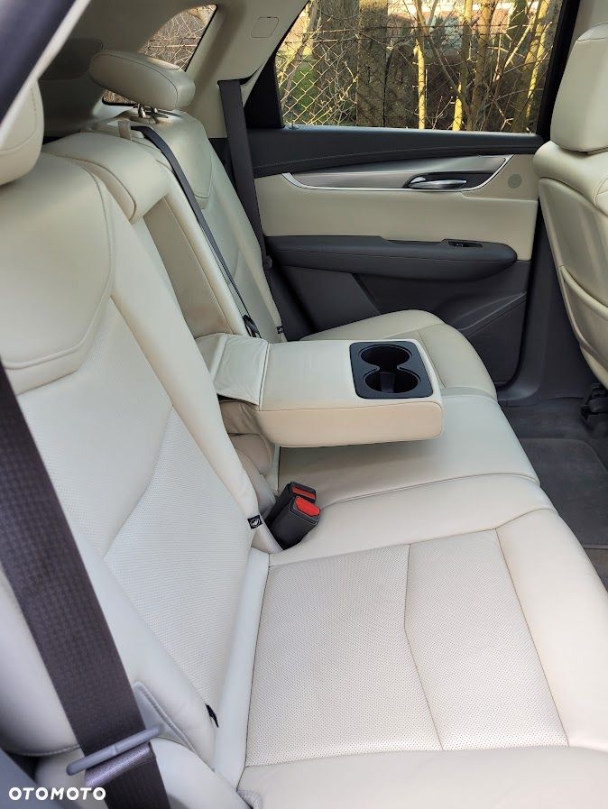 Cadillac XT5 - 4