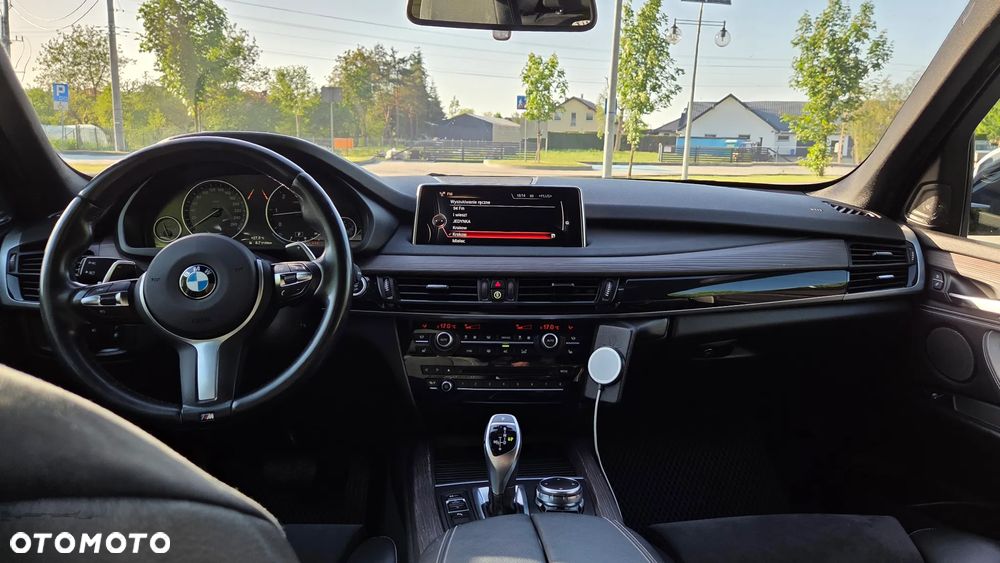 BMW X5 xDrive30d - 29