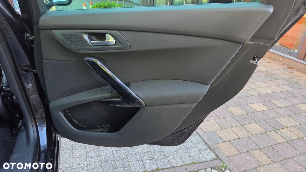 Peugeot 508 BlueHDi 150 Stop&Start Allure - 32