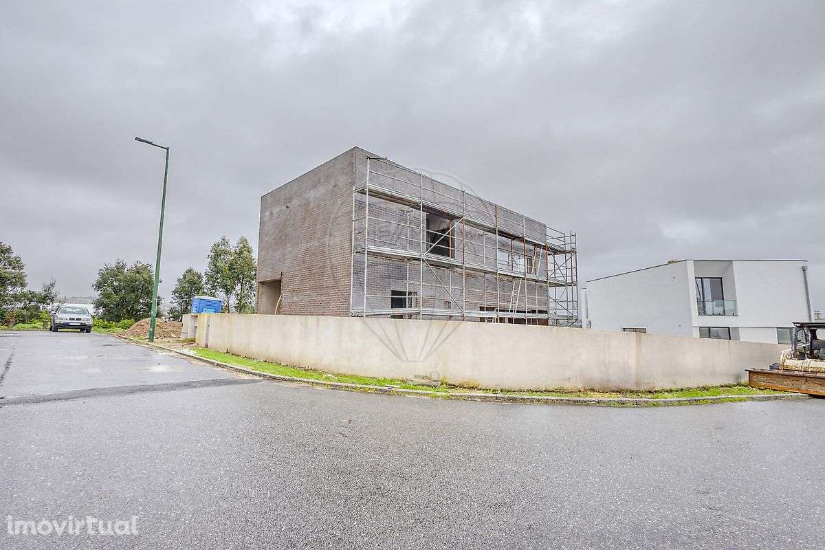 Moradia T4 para venda - Grande imagem: 2/38