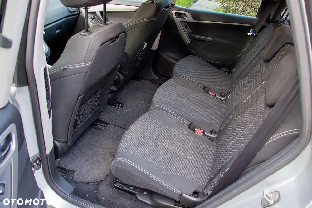 Citroën C4 Picasso - 12