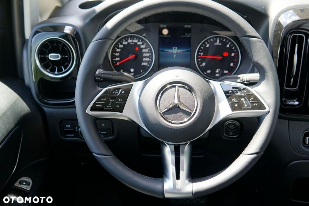 Mercedes-Benz VITO - 12