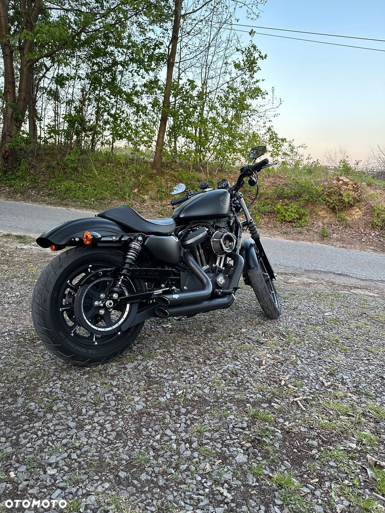 Harley-Davidson Sportster Iron 883 - 4