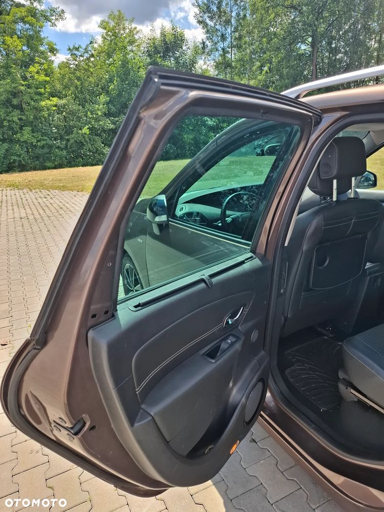 Renault Grand Scenic Energy dCi 130 Start & Stop Euro 6 Bose Edition - 16
