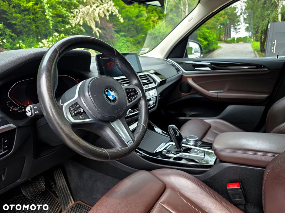 BMW X3 xDrive20i GPF Luxury Line - 10