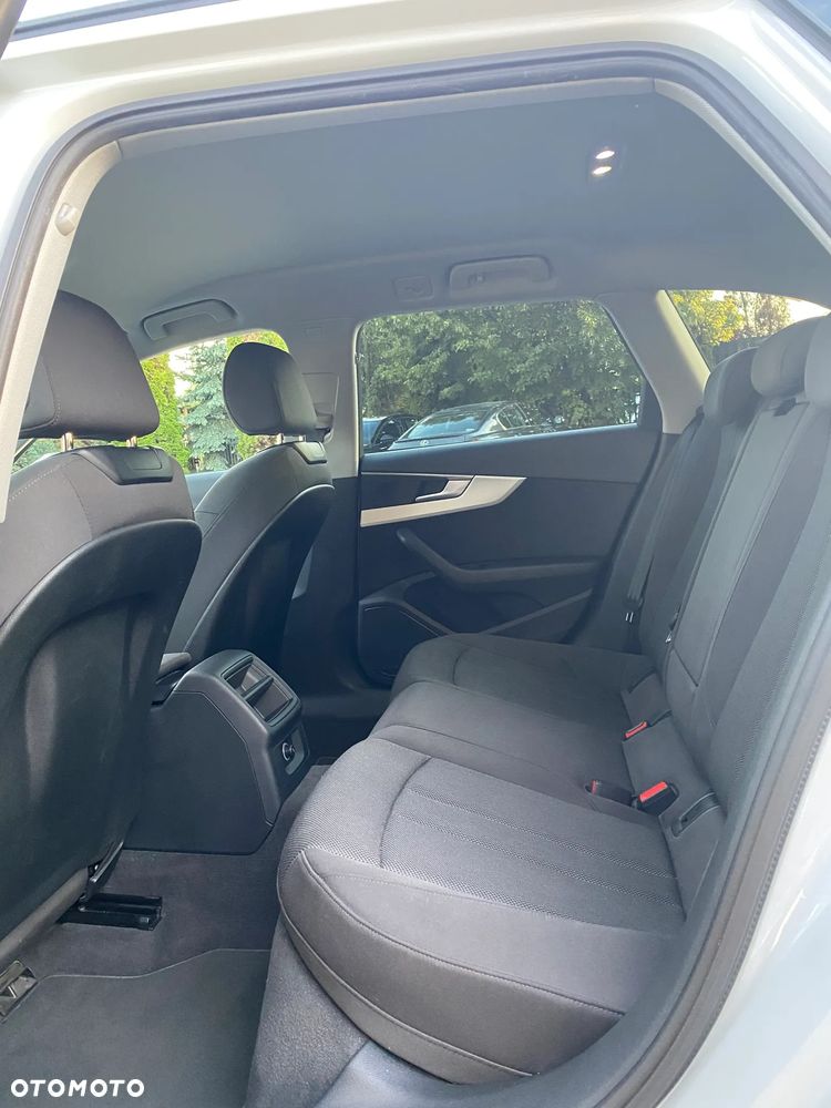 Audi A4 Avant 2.0 TDI S tronic - 22