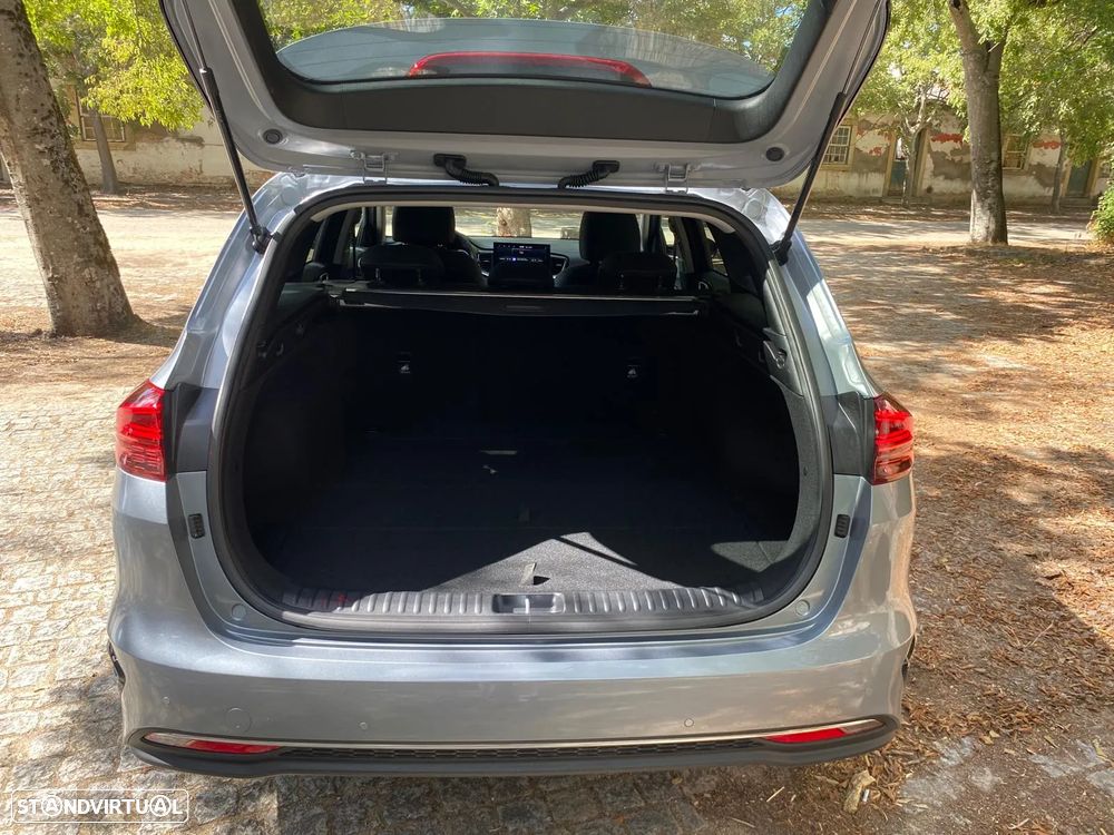 Kia Ceed SW - 44