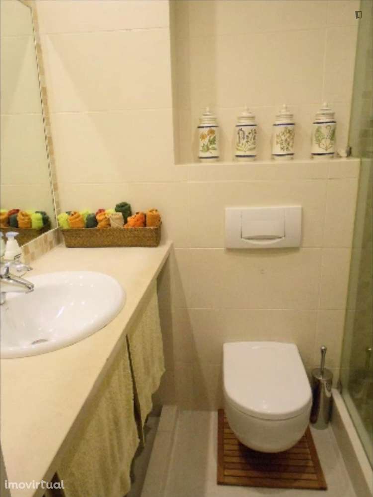 Quarto - localizado em Carcavelos Lisbon - Grande imagem: 3/16