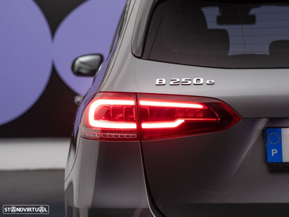 Mercedes-Benz B 250 e Style Plus - 11