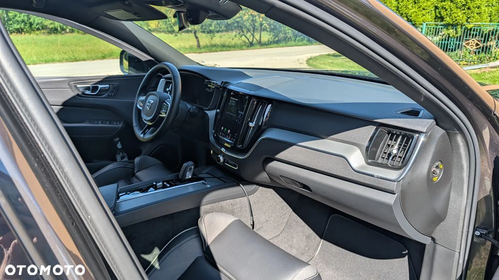 Volvo XC 60 B4 B R-Design - 5