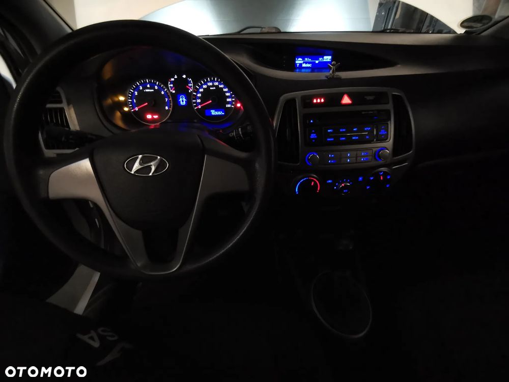 Hyundai i20 1.2 Trend - 36