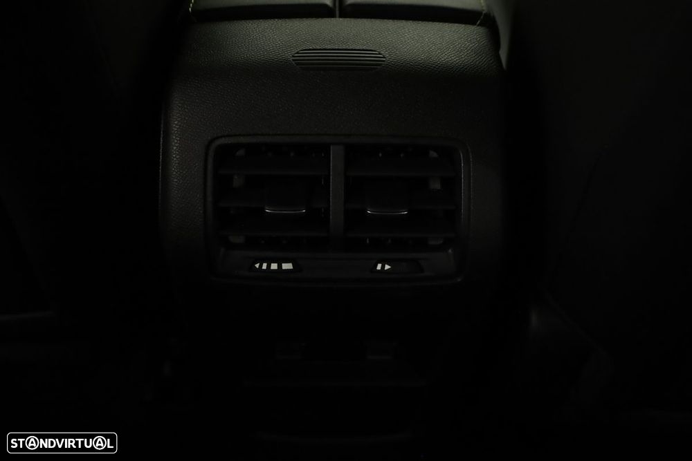 Peugeot 408 1.2 PureTech GT EAT8 - 24