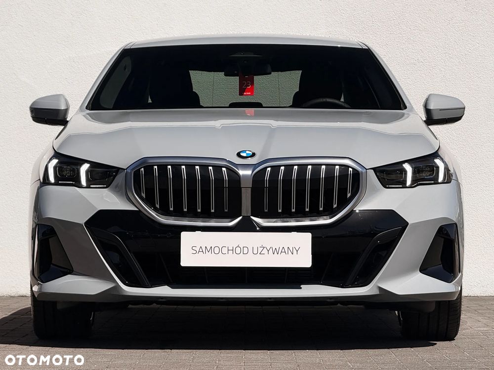 BMW Seria 5 520d xDrive - 5