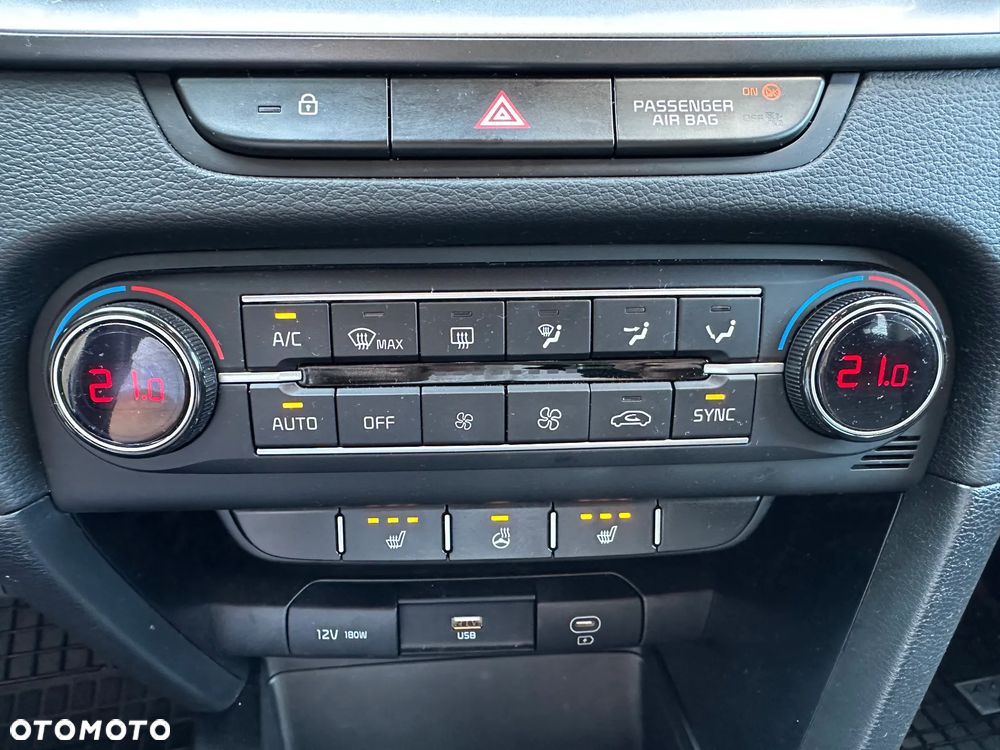Kia XCeed 1.6 T-GDI L DCT - 19