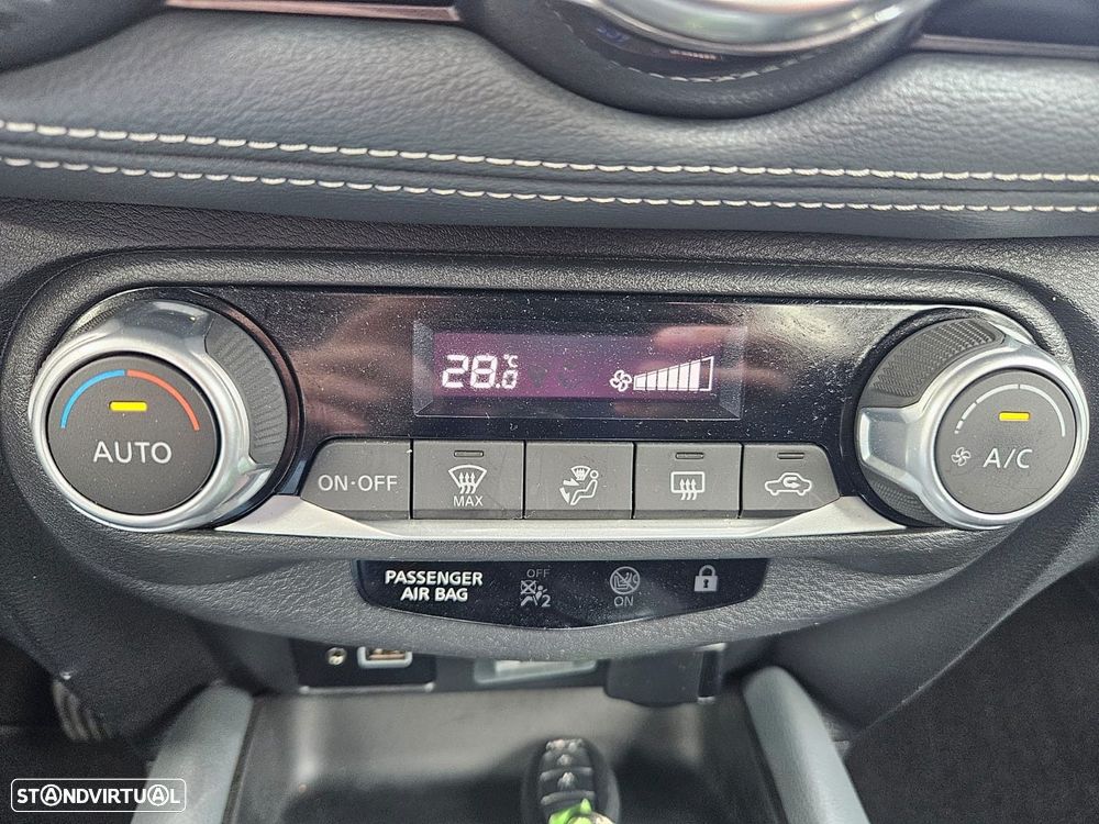 Nissan Juke 1.0 DIG-T N-Connecta - 31