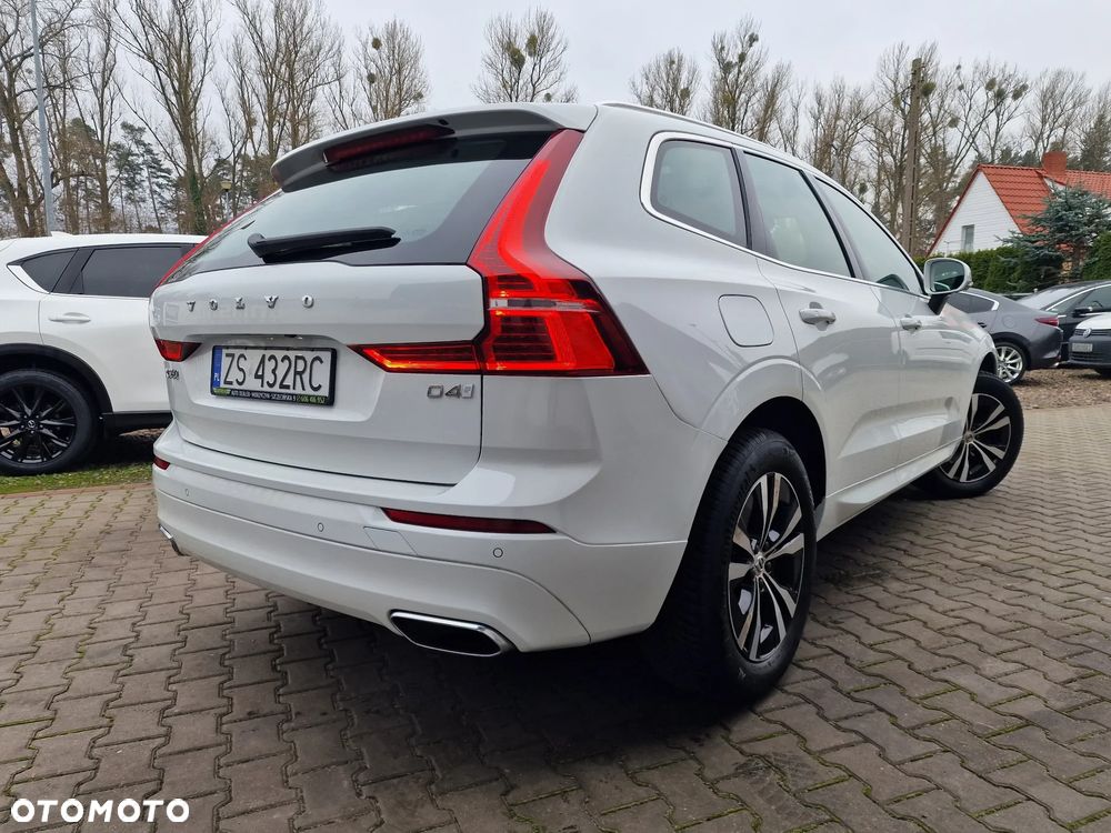 Volvo XC 60 D4 Drive-E Ocean Race - 3