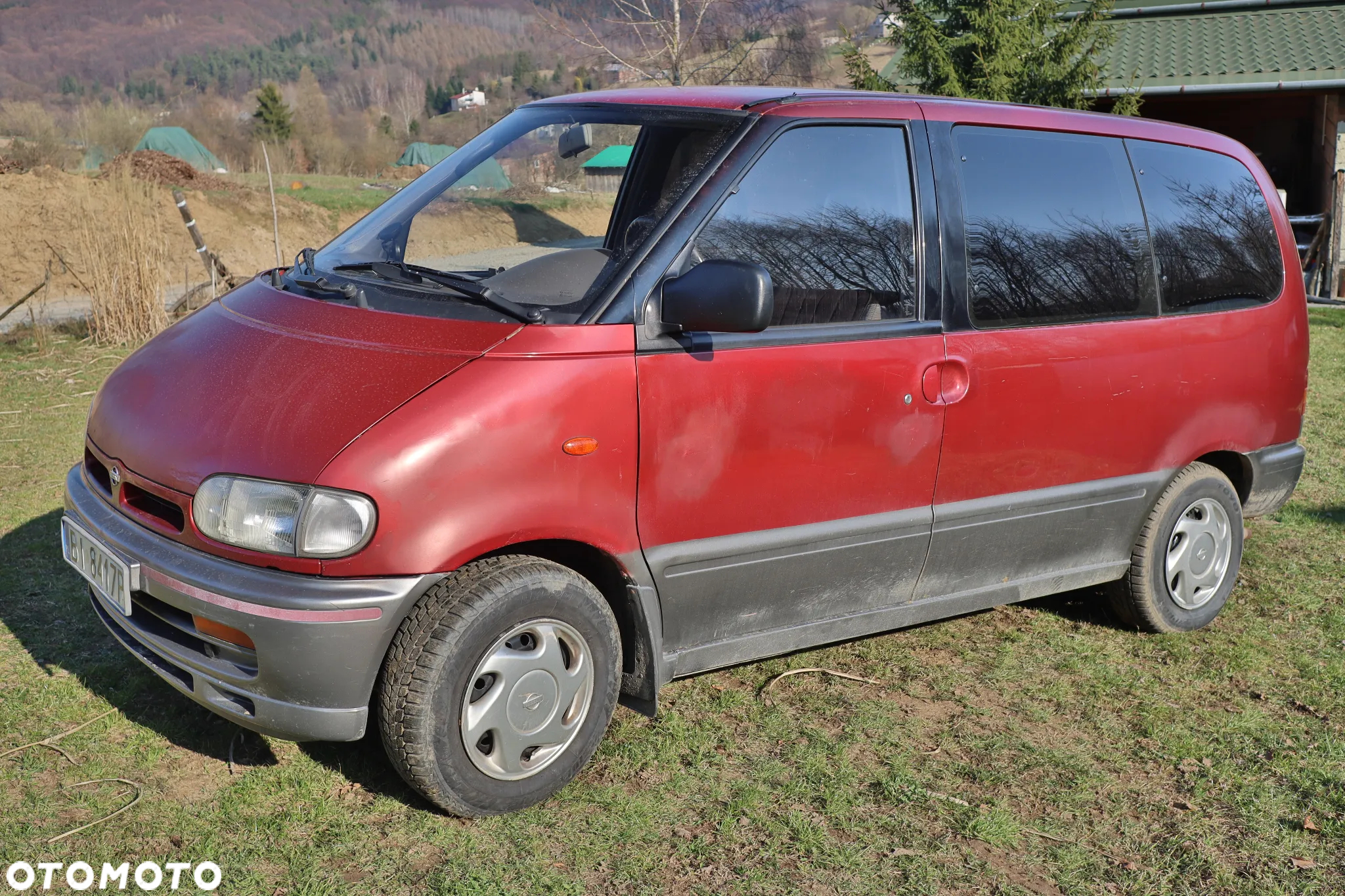 Nissan Serena 2.0 SLX - 7