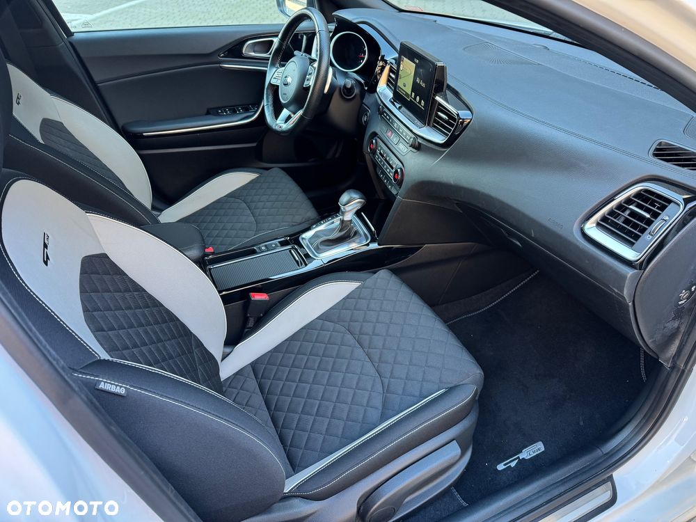 Kia Ceed 1.4 T-GDI DCT OPF GT Line - 20