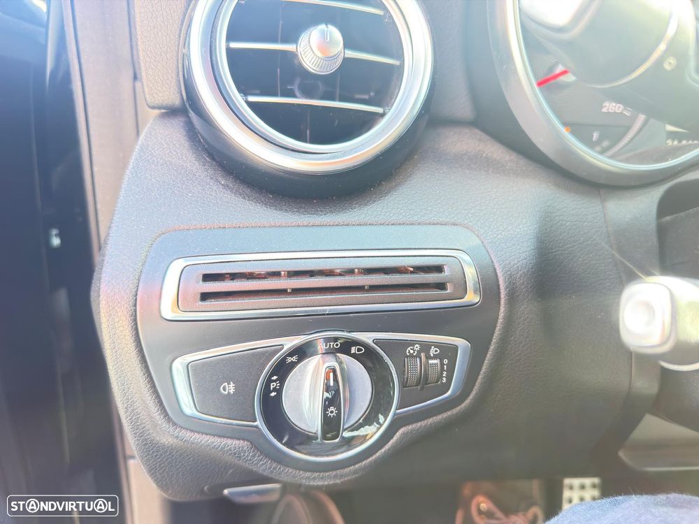 Mercedes-Benz C 250 d AMG Line Aut. - 33