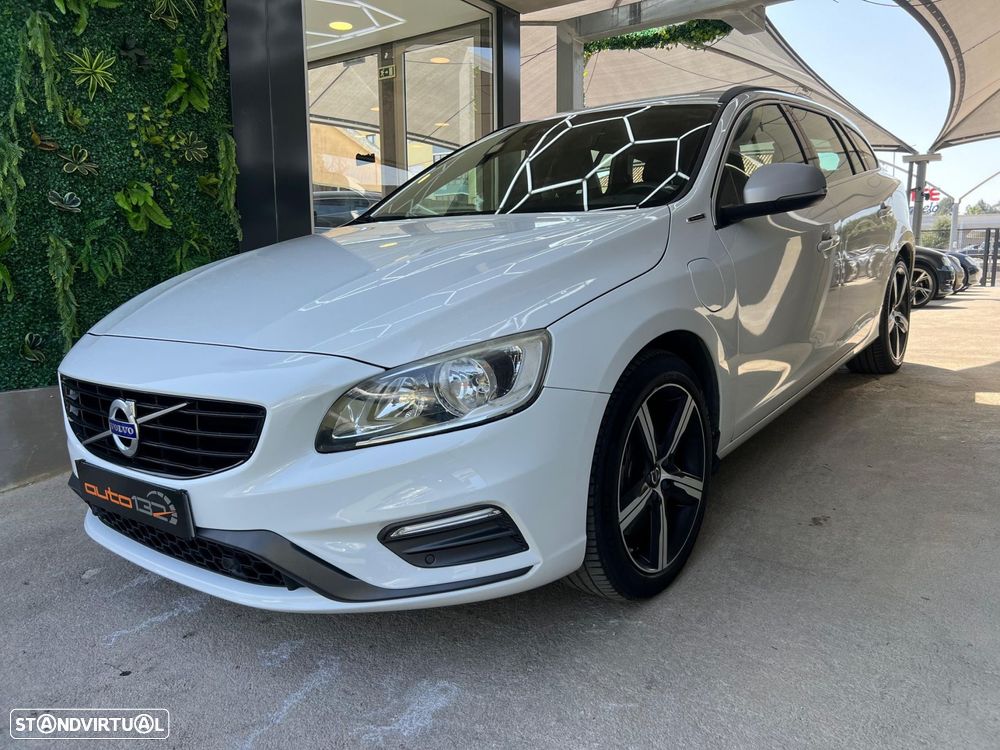 Volvo V60 2.4 D6 R-Design Sum.AWD Phev - 3