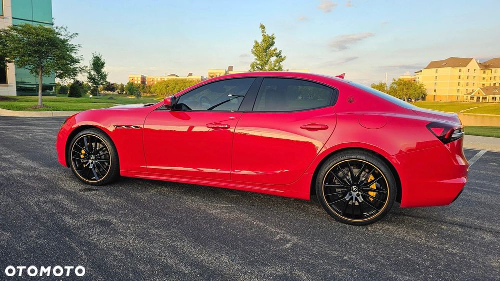 Maserati Ghibli - 3