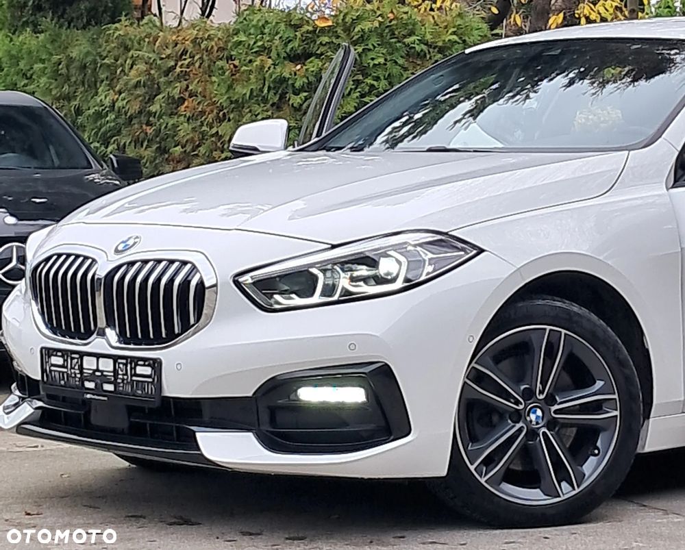 BMW Seria 1 118d ColorVision Edition sport - 2