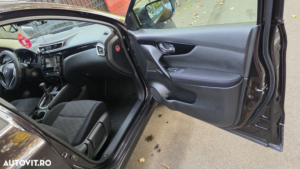 Nissan Qashqai - 12