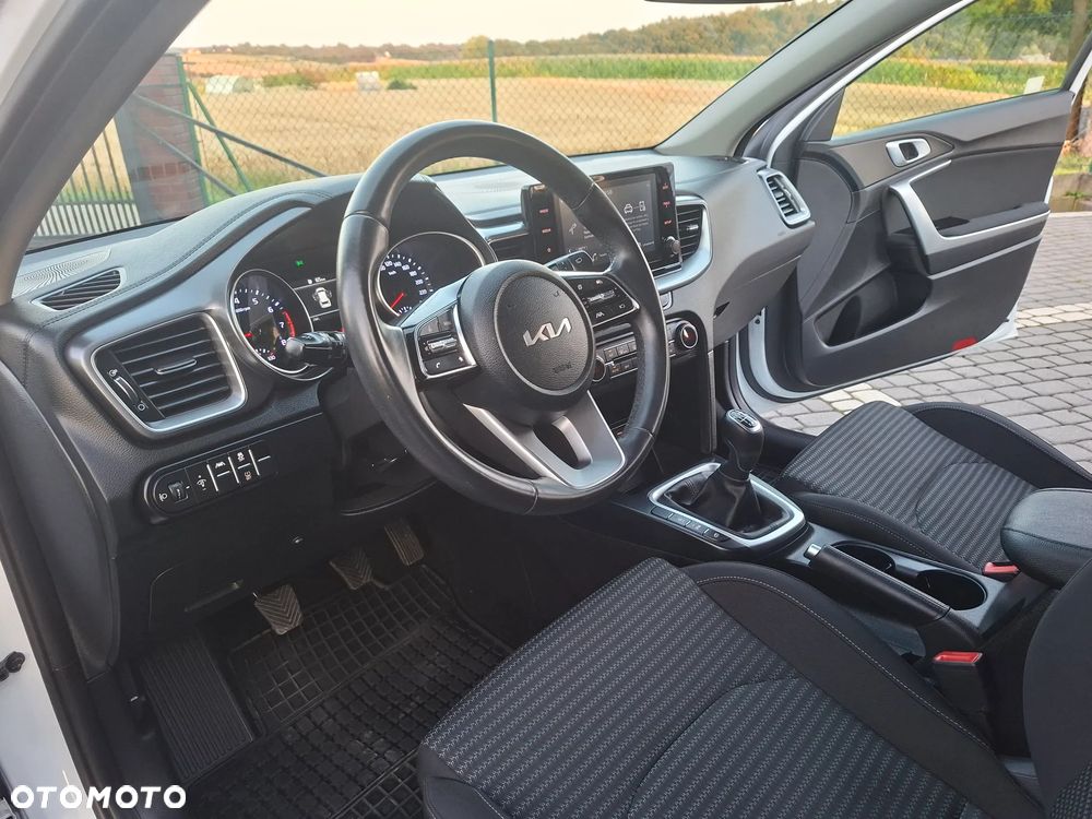 Kia Ceed 1.5 T-GDI L - 8