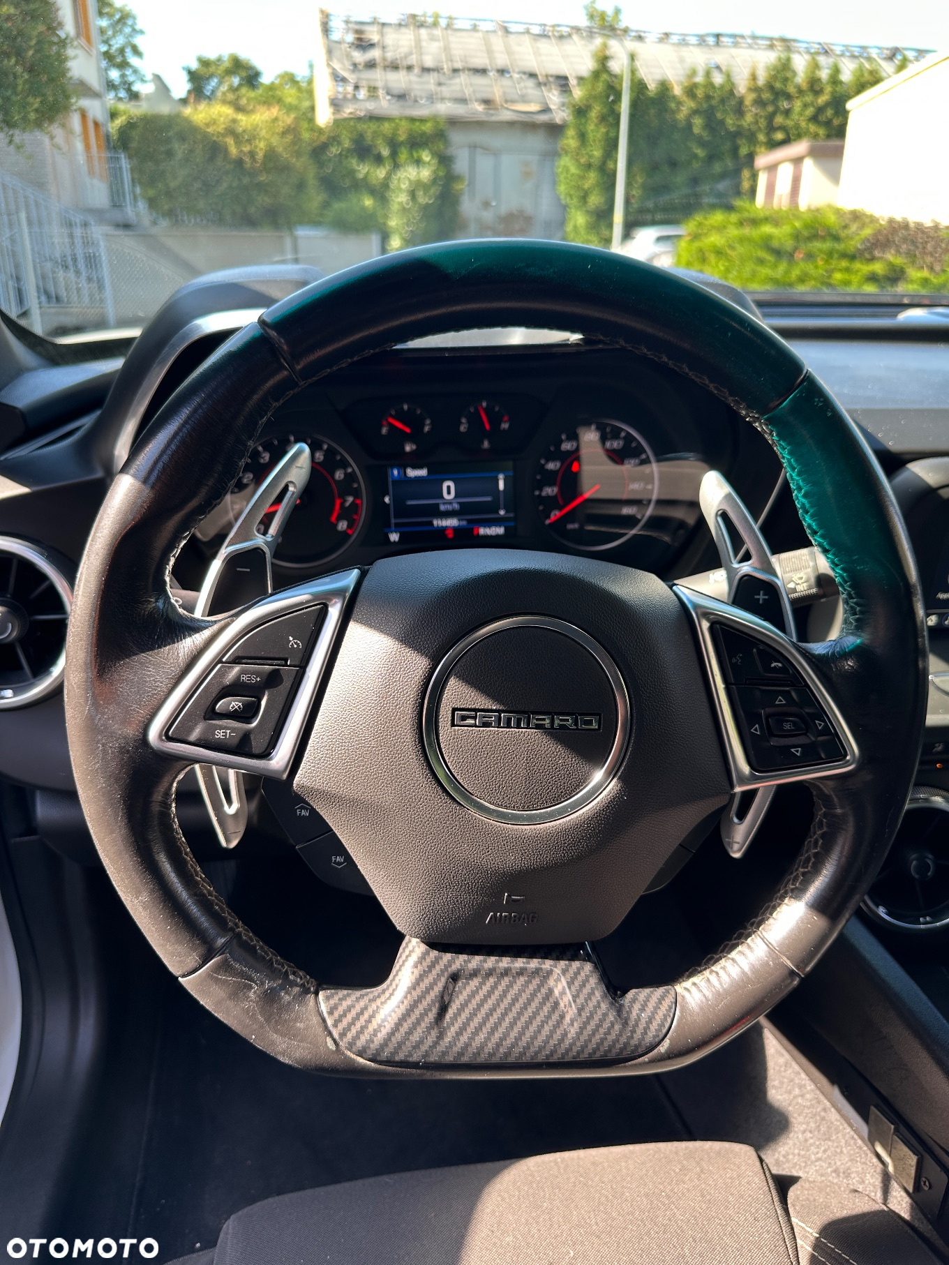 Chevrolet Camaro Coupe 2.0 - 12