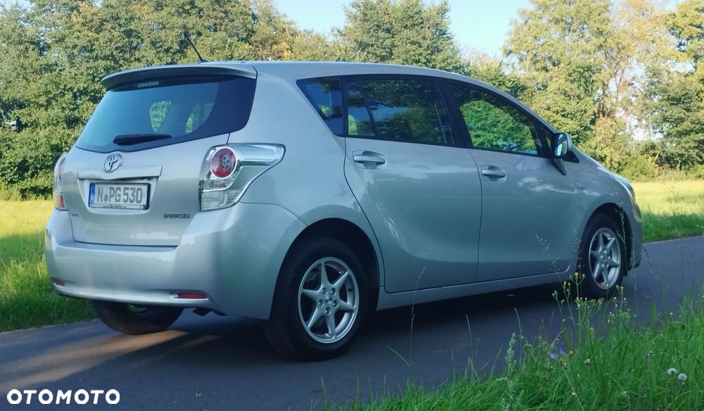 Toyota Verso 1.8 Sol plus 7os - 8