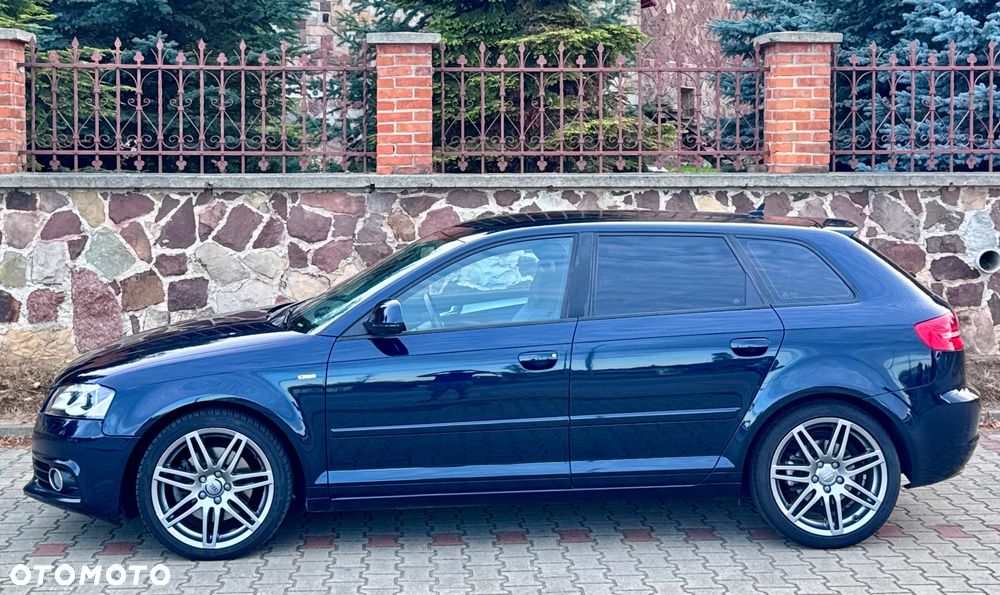 Audi A3 Sportback - 6