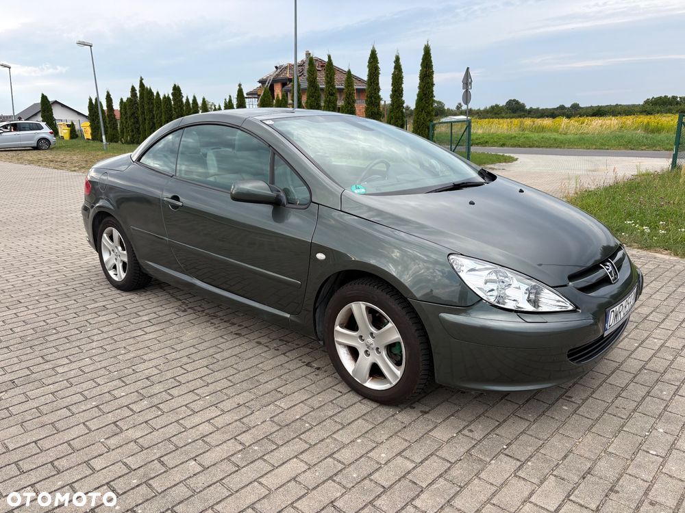 Peugeot 307 CC 1.6 Intense - 11