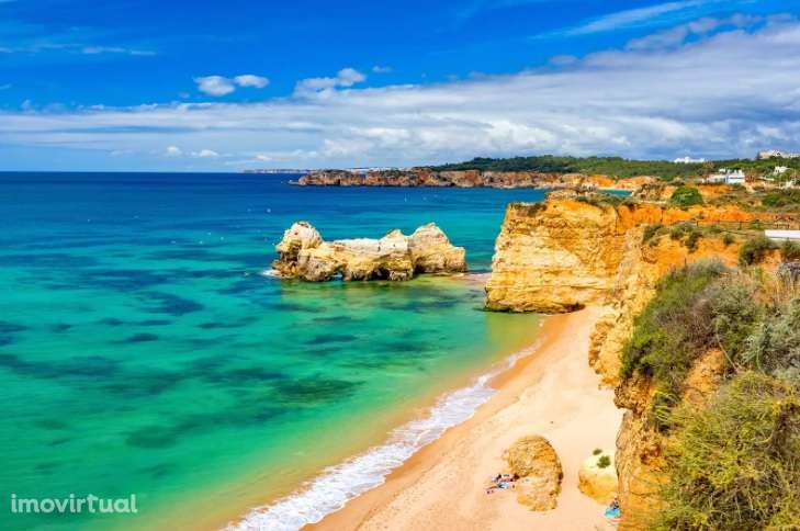 Exclusivo Terreno Urbano em Portimão: Crie a Casa dos Seus Sonhos a Pa - Grande imagem: 3/9