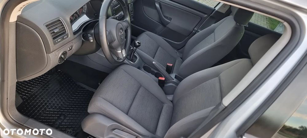 Volkswagen Golf 1.9 TDI United - 15