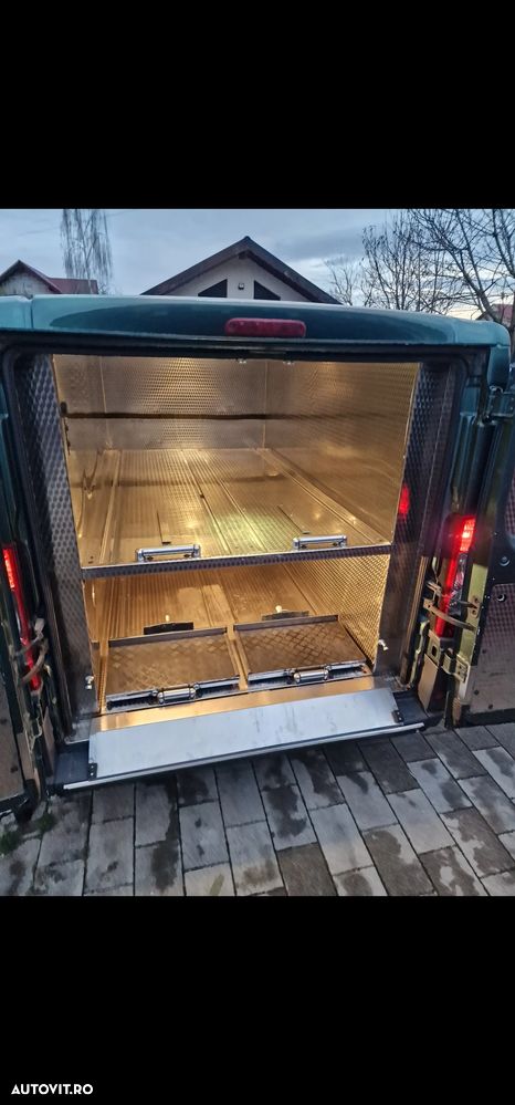 Mercedes-Benz E 220 T CDI Automatik Avantgarde - 21