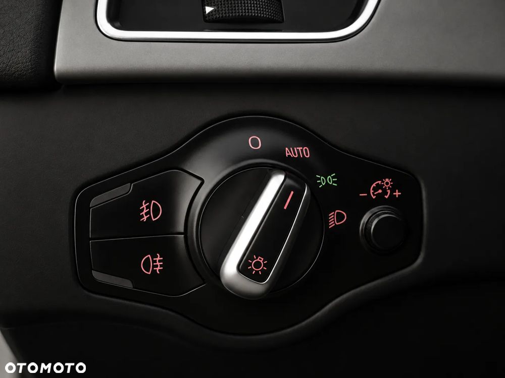 Audi A4 Limousine 2.0 TFSI Attraction - 34