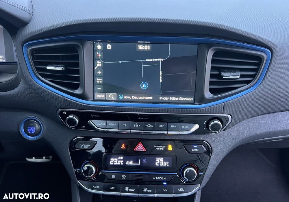 Hyundai IONIQ 1.6 GDI Premium - 9