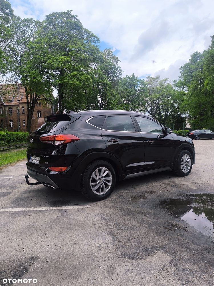Hyundai Tucson 2.0 CRDI Comfort 4WD - 36