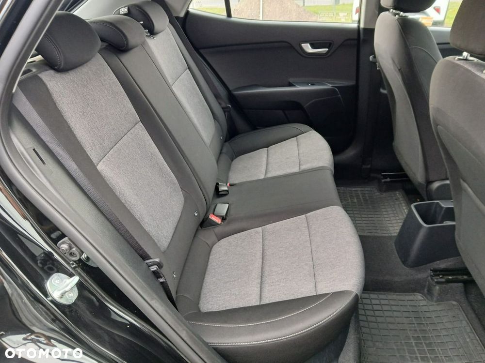Kia Stonic 1.2 M - 21