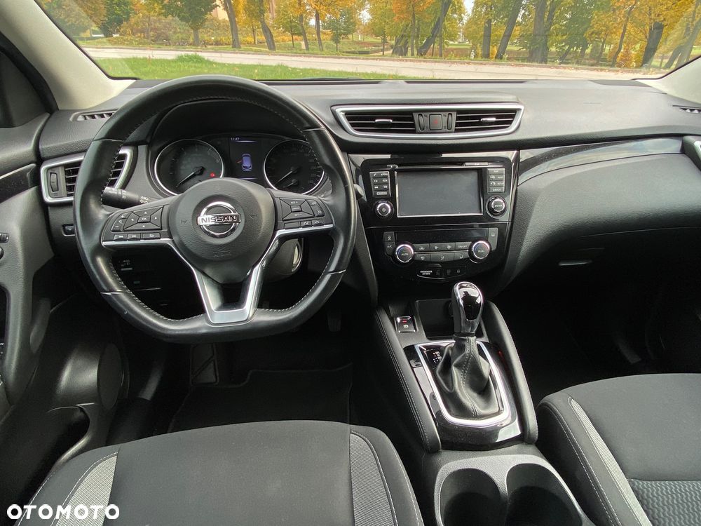 Nissan Qashqai 1.2 DIG-T Tekna Xtronic - 23